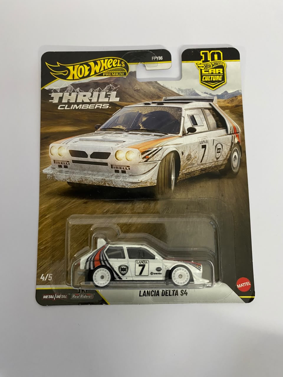 Hot Wheels Premium Car Culture: Thrill Climbers – Lancia Delta S4 1:64 Scale Diecast Rally Car (Real Riders)