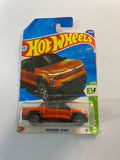 Hot Wheels Mainline HW EV: Silverado™ EV RST – 1:64 Scale Diecast Electric Truck