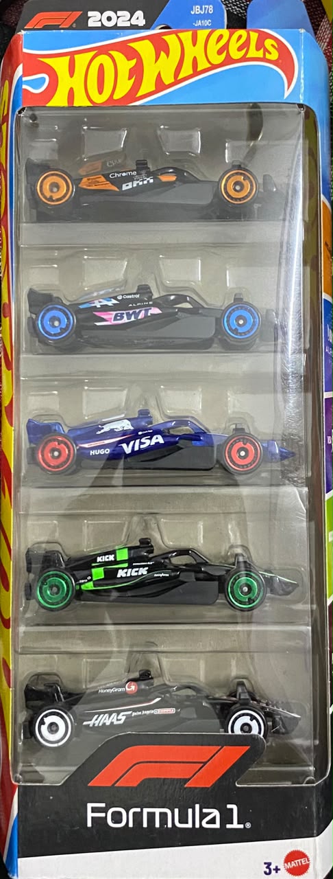 Hot Wheels F1 2024 Formula 1 5-Pack Diecast Car Set – Includes McLaren, Alpine, VCARB, Kick Sauber & Haas (1:64 Scale)