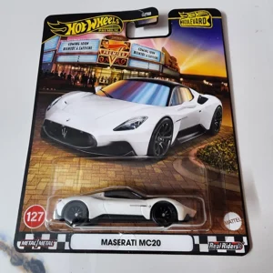 Premium Boulevard Maserati MC20 1:64 die cast